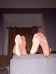 Indian mature woman gives a massage to her friends vagina