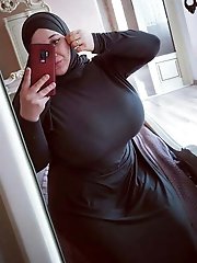 Desperate Singel Arab Moms who want the  BBC