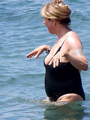 A lengthy day at the seaside