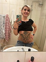 French aged females are touching themselves