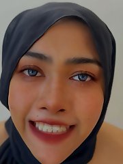 Mature milfs and gilfs from OlderWomanFun